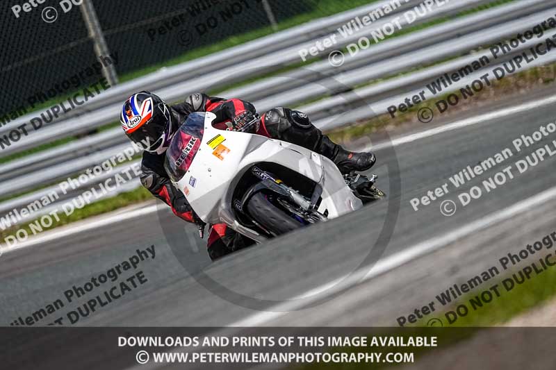 anglesey;brands hatch;cadwell park;croft;donington park;enduro digital images;event digital images;eventdigitalimages;mallory;no limits;oulton park;peter wileman photography;racing digital images;silverstone;snetterton;trackday digital images;trackday photos;vmcc banbury run;welsh 2 day enduro